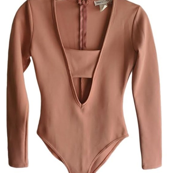 Want My Look Long Sleeve Blush Cut-out BodySuit - Picture 1 of 2